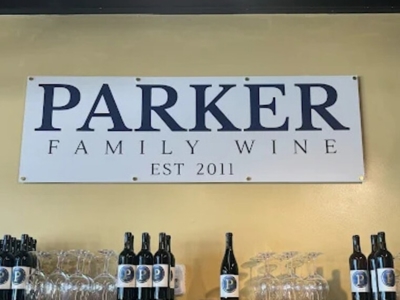 Restaurant Signage Photo